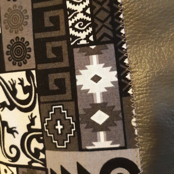 New Southwestern Kokopelli Shoulder Bag Purse Gray Faux Leather travel pouch - Picture 4 of 11